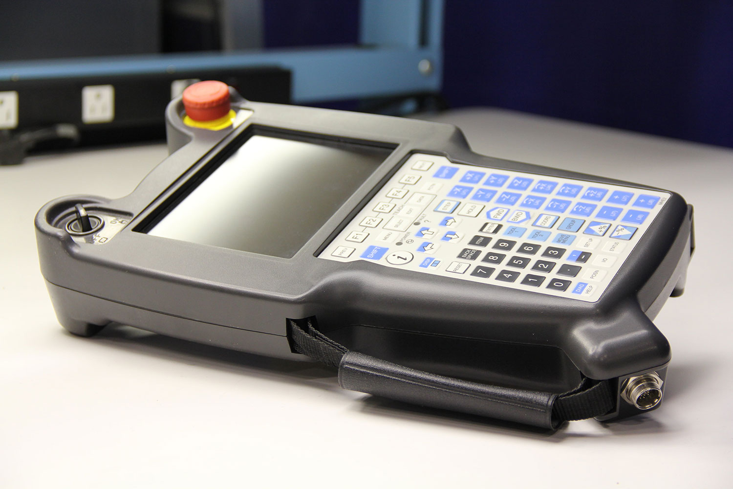 Fanuc-R-30iB-A05B-2255-C102-EMH-Teach-Pendant. ICR Services Mexico equipo industrial.